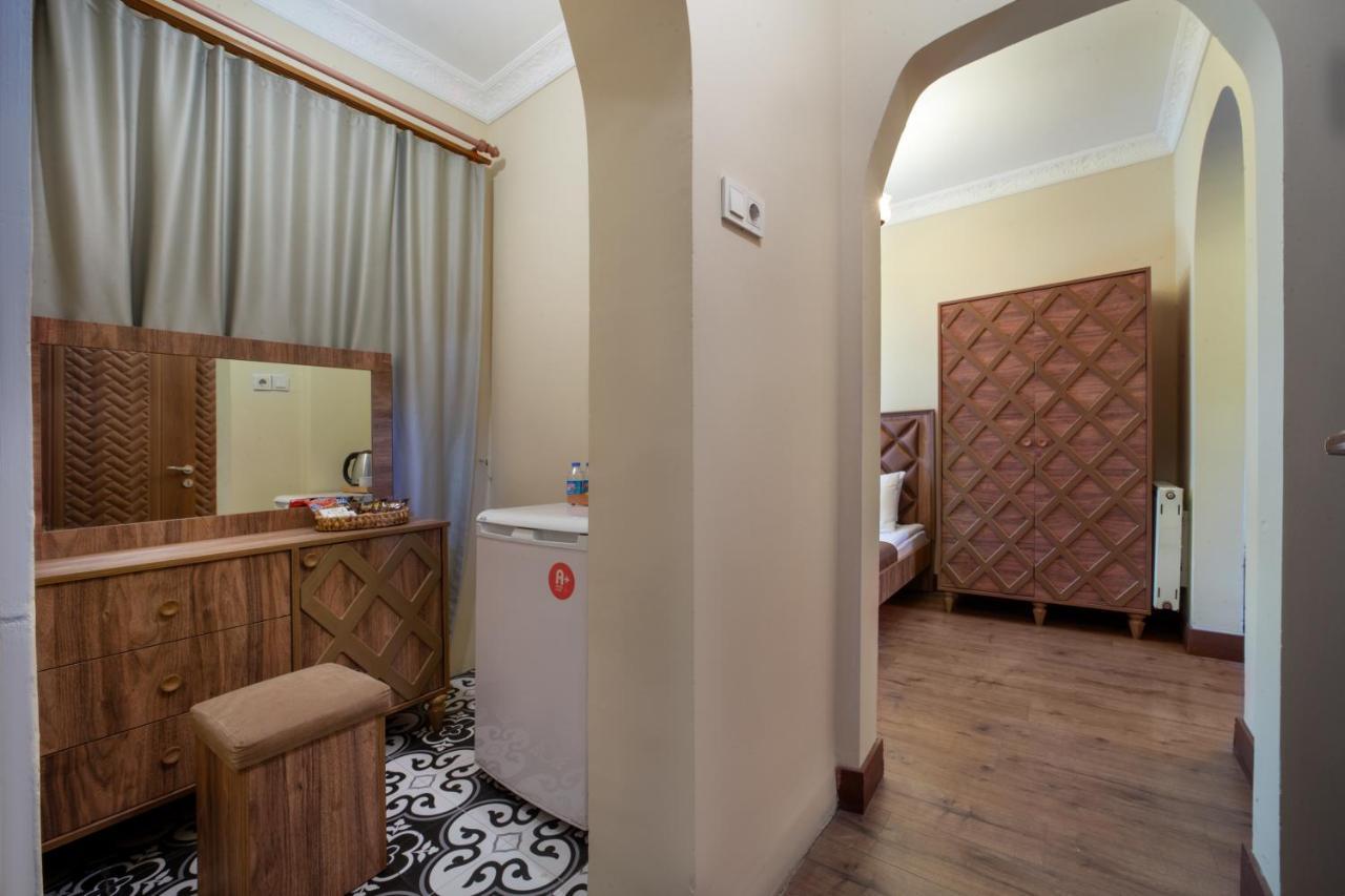 Taxim Cool Hotel Istanboel Buitenkant foto